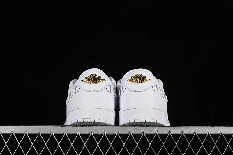 All categories Air Jordan Jordan series basketball shoes Air Jordan 1 Low Air Jordan 1 Low "Method of Make" AJ1 Joe 1 white gold low-top cultural and leisure sports shoes FN5032-100